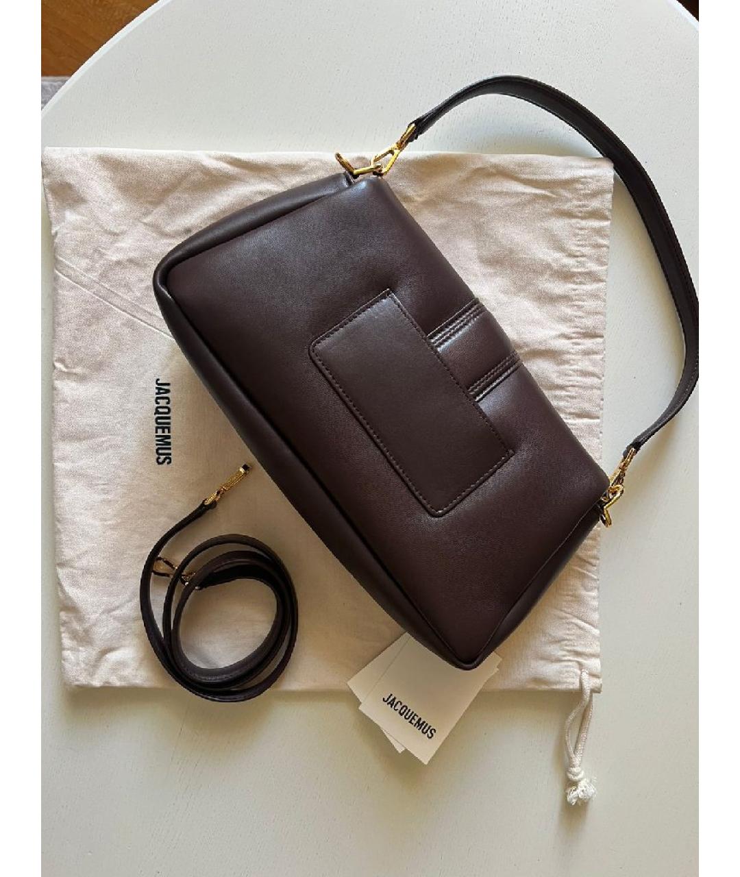 JACQUEMUS Коричневая кожаная сумка с короткими ручками, фото 4