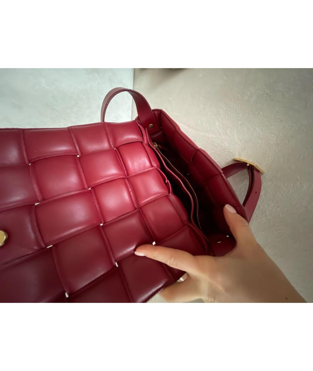 BOTTEGA VENETA Красная кожаная сумка через плечо, фото 4