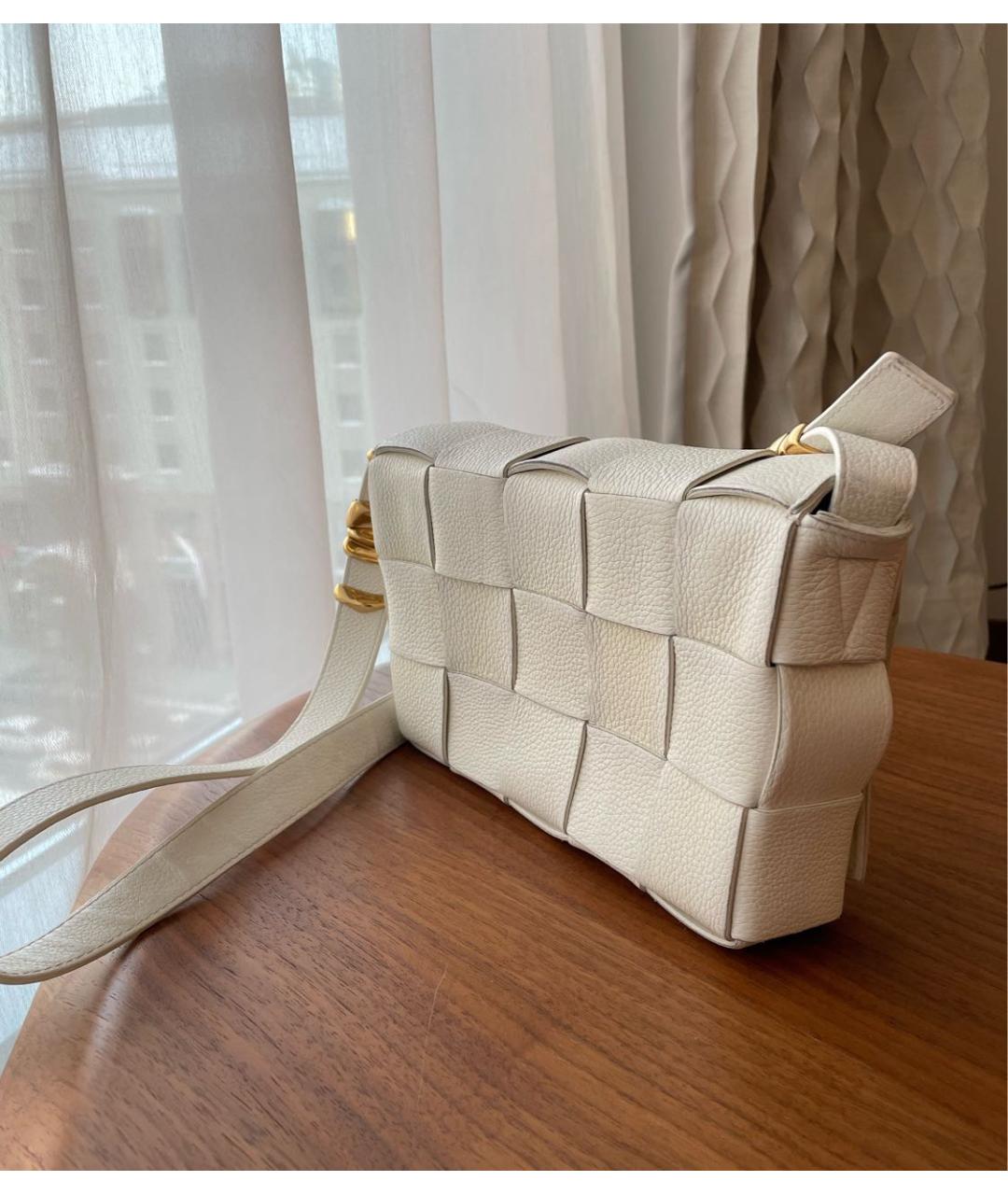 BOTTEGA VENETA Белая кожаная сумка через плечо, фото 2