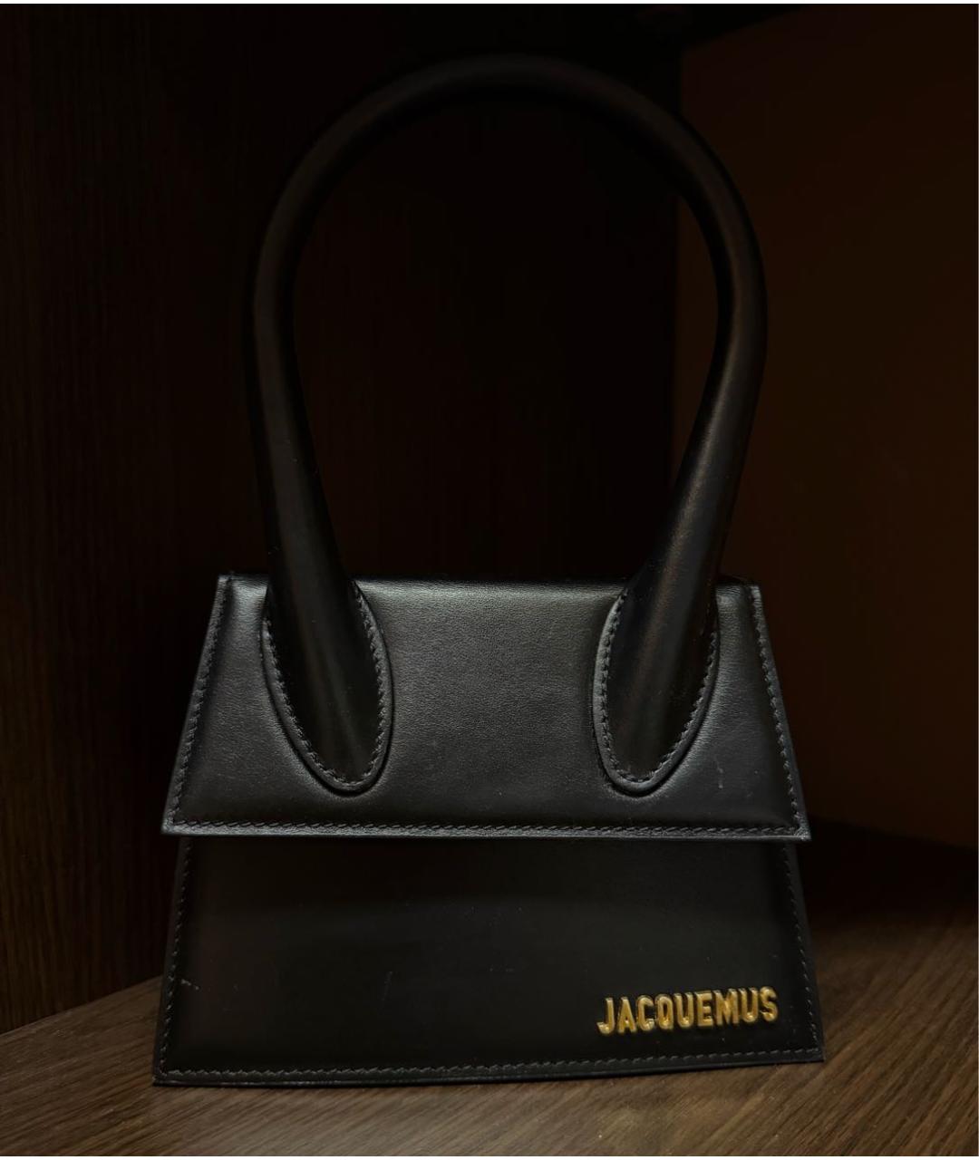 JACQUEMUS Черная кожаная сумка с короткими ручками, фото 4