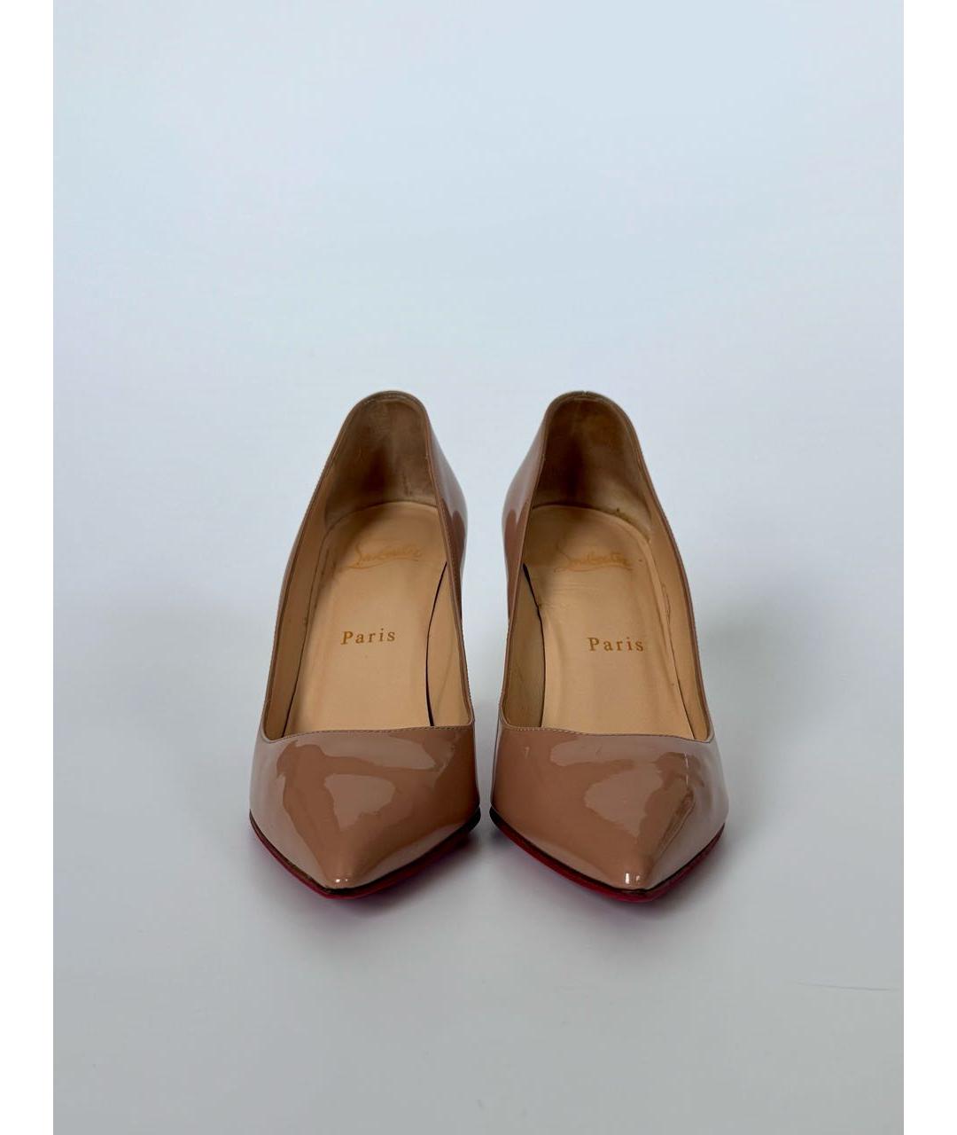 CHRISTIAN LOUBOUTIN Бежевые туфли из лакированной кожи, фото 2