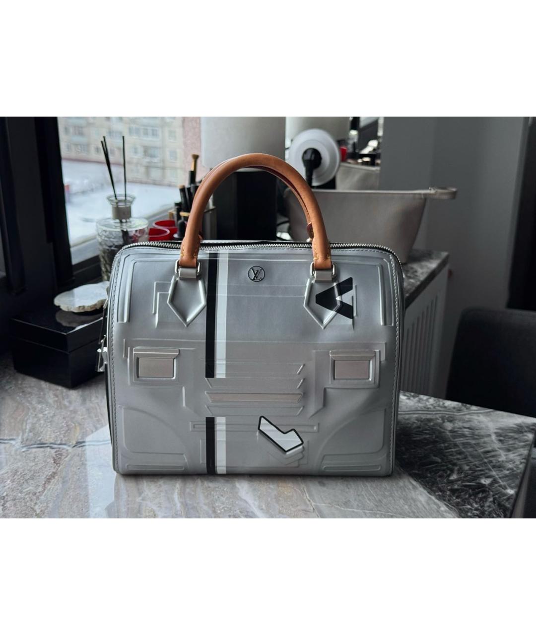 LOUIS VUITTON Серебряная сумка с короткими ручками, фото 7