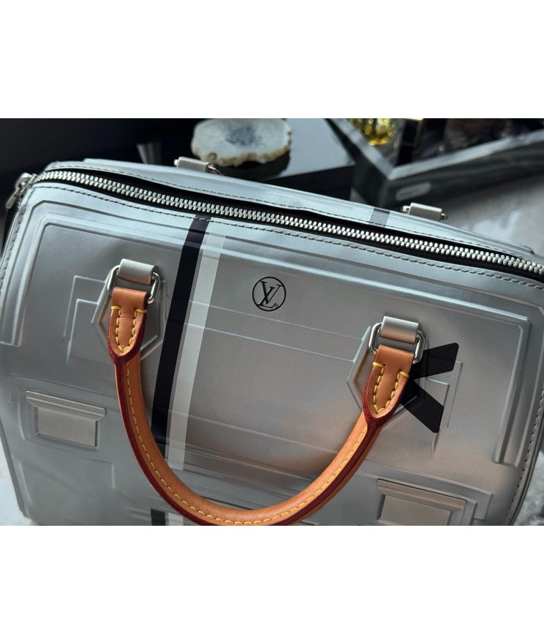 LOUIS VUITTON Серебряная сумка с короткими ручками, фото 5