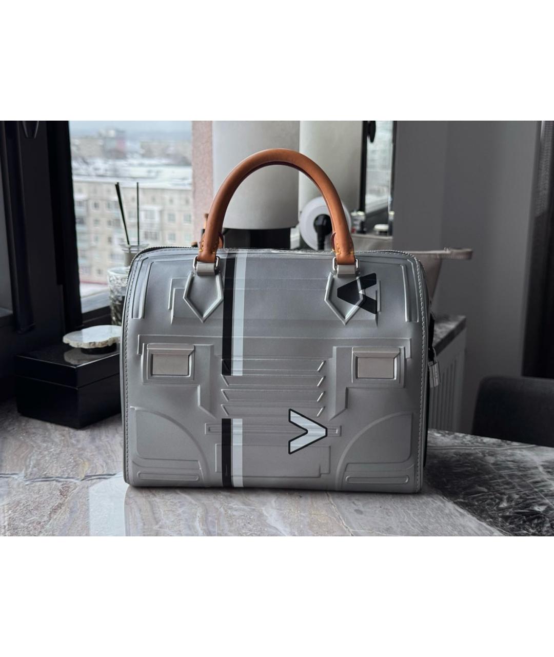 LOUIS VUITTON Серебряная сумка с короткими ручками, фото 3