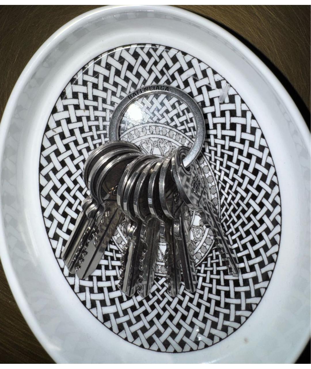 BALENCIAGA Серебрянный брелок, фото 4