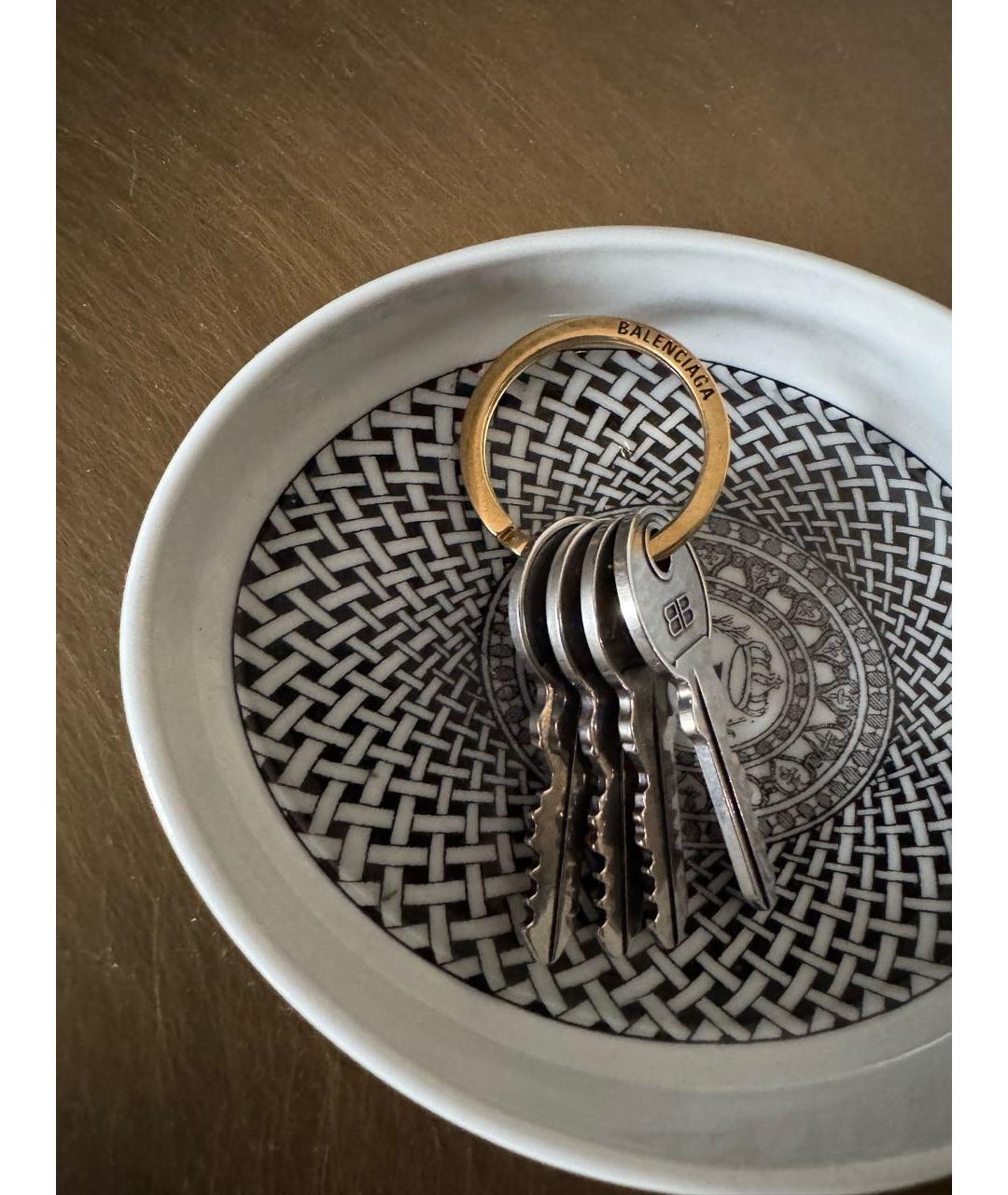 BALENCIAGA Золотой брелок, фото 3