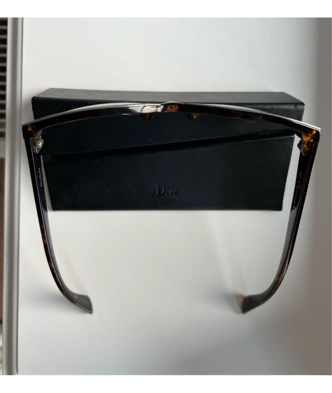 CHRISTIAN DIOR Коричневые пластиковые солнцезащитные очки, фото 5