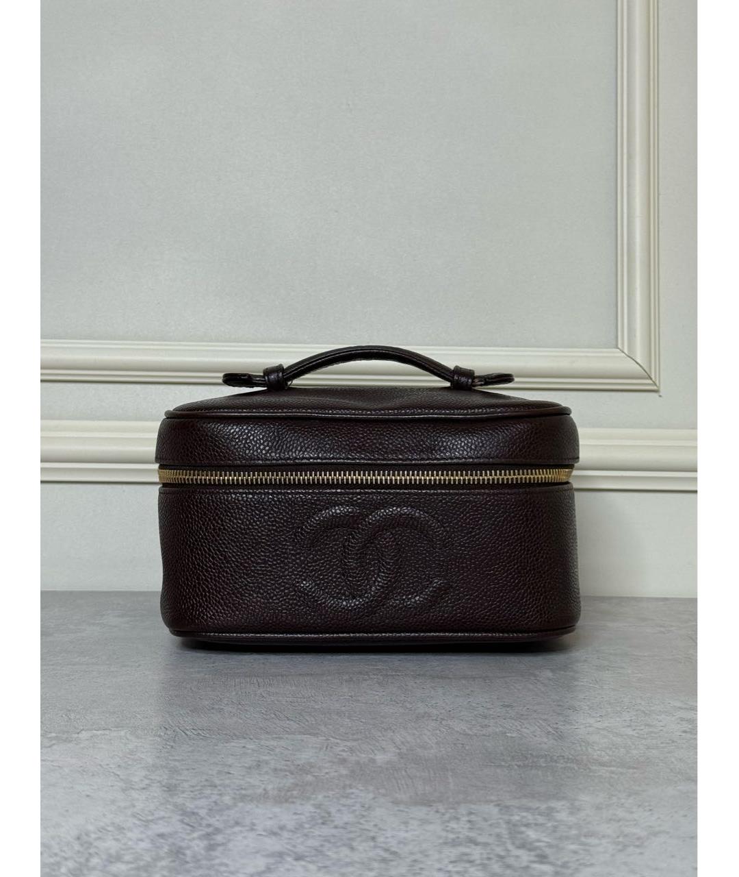 CHANEL Коричневая кожаная косметичка, фото 9