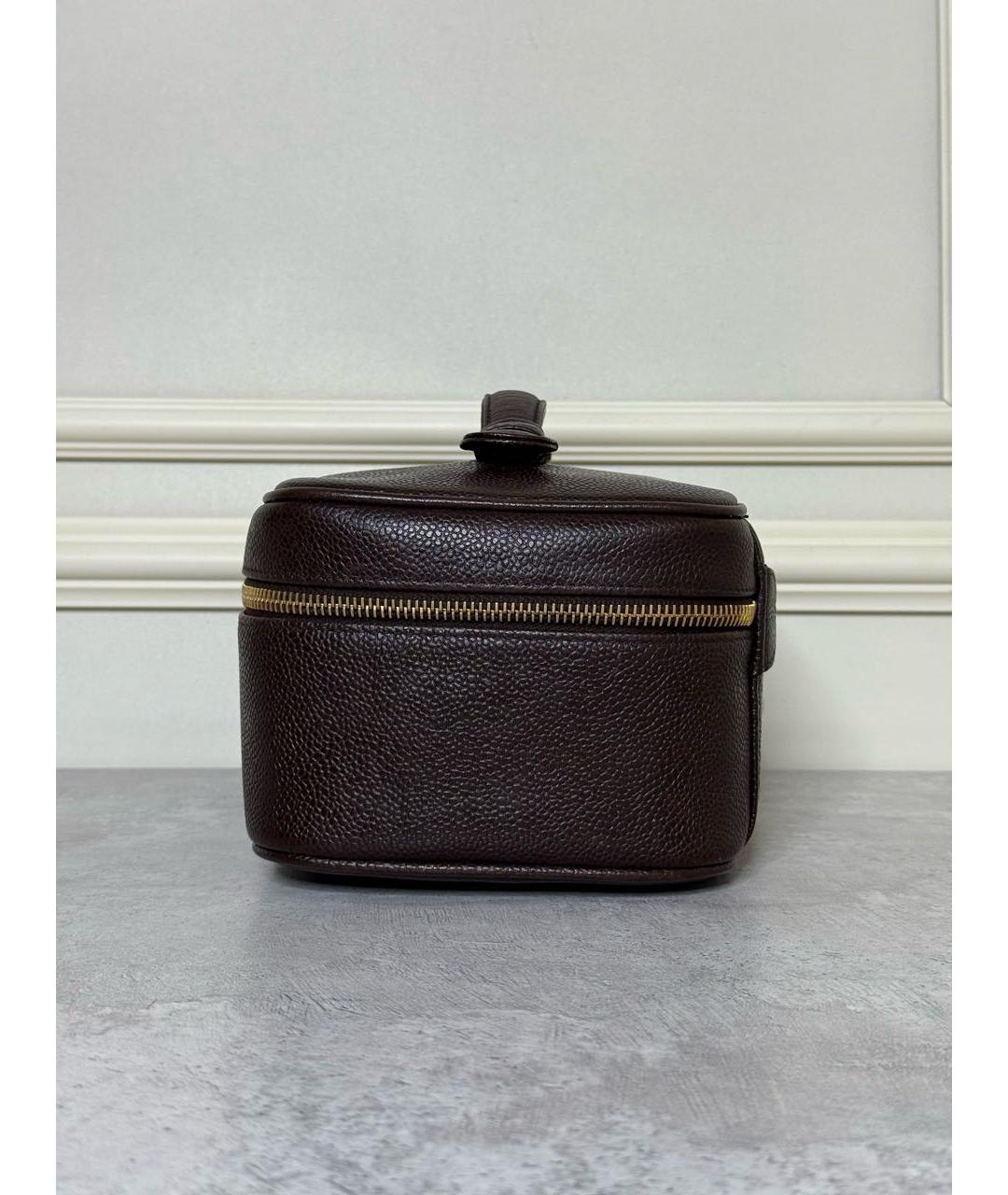 CHANEL Коричневая кожаная косметичка, фото 3