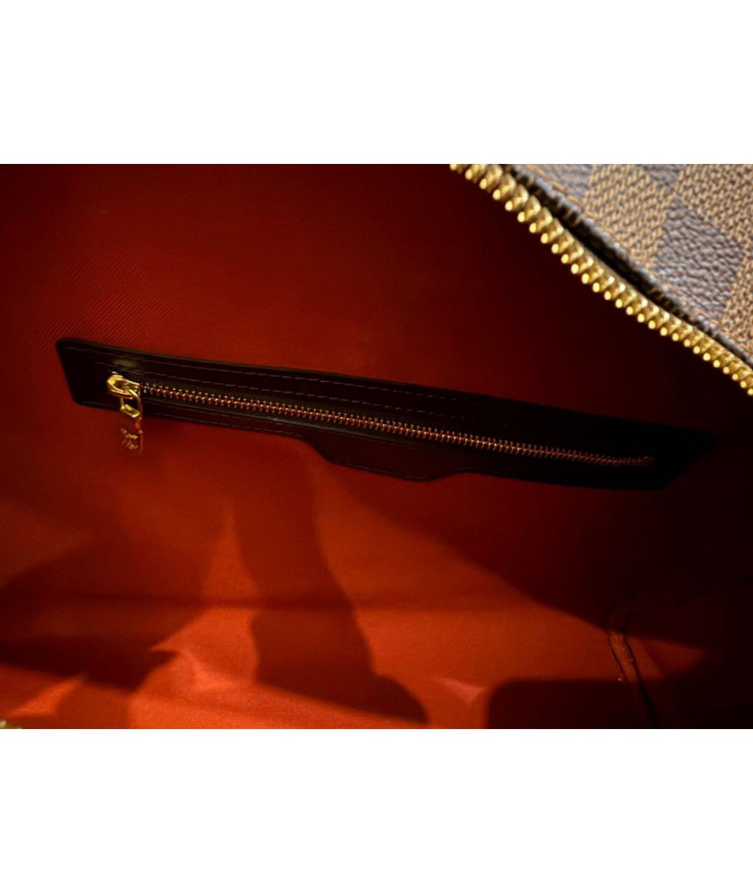 LOUIS VUITTON Коричневая сумка с короткими ручками из искусственной кожи, фото 4