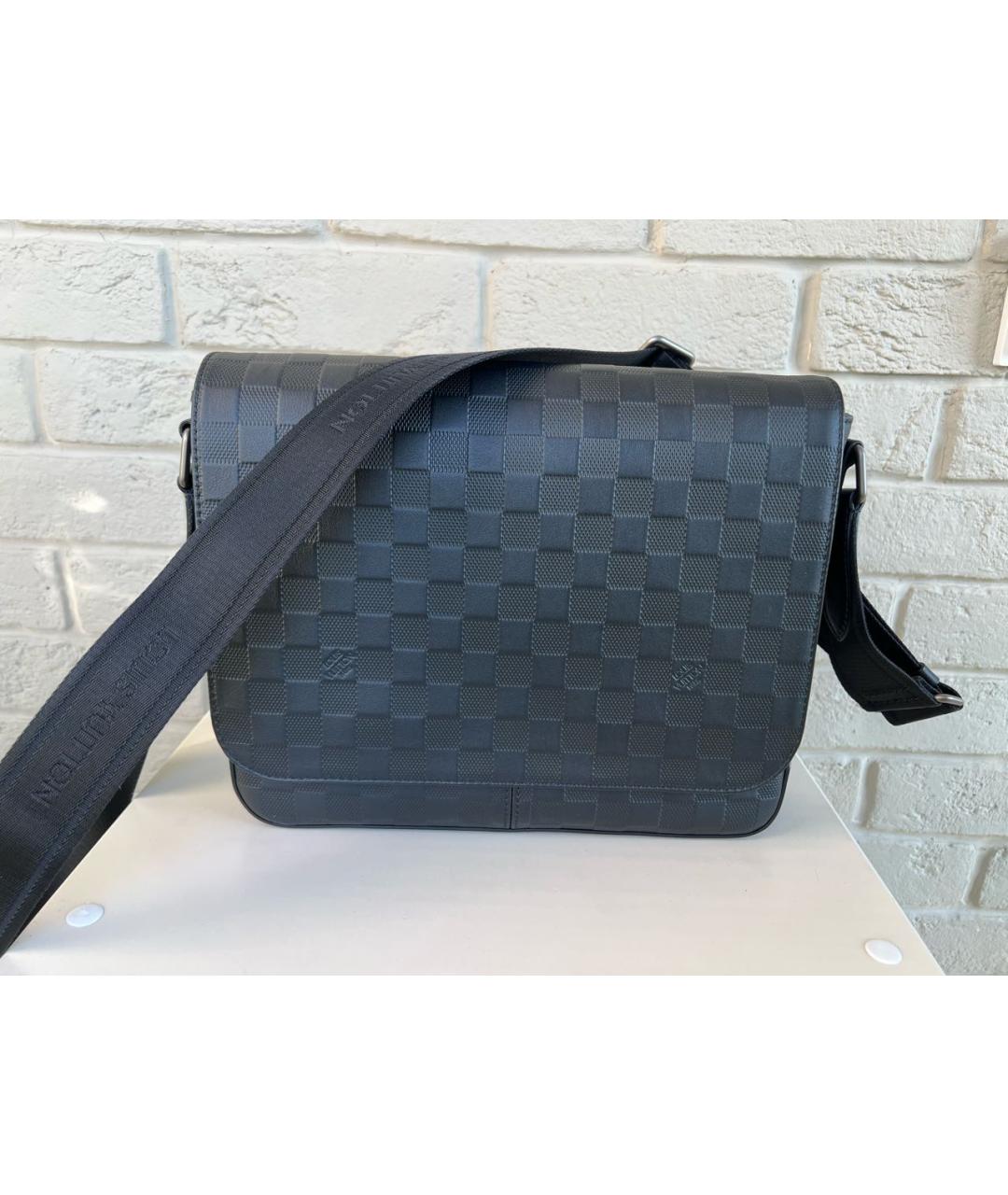 LOUIS VUITTON Черная кожаная сумка на плечо, фото 9