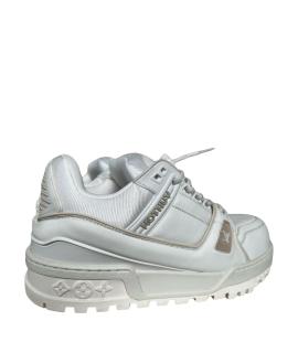 LOUIS VUITTON Низкие кроссовки / кеды