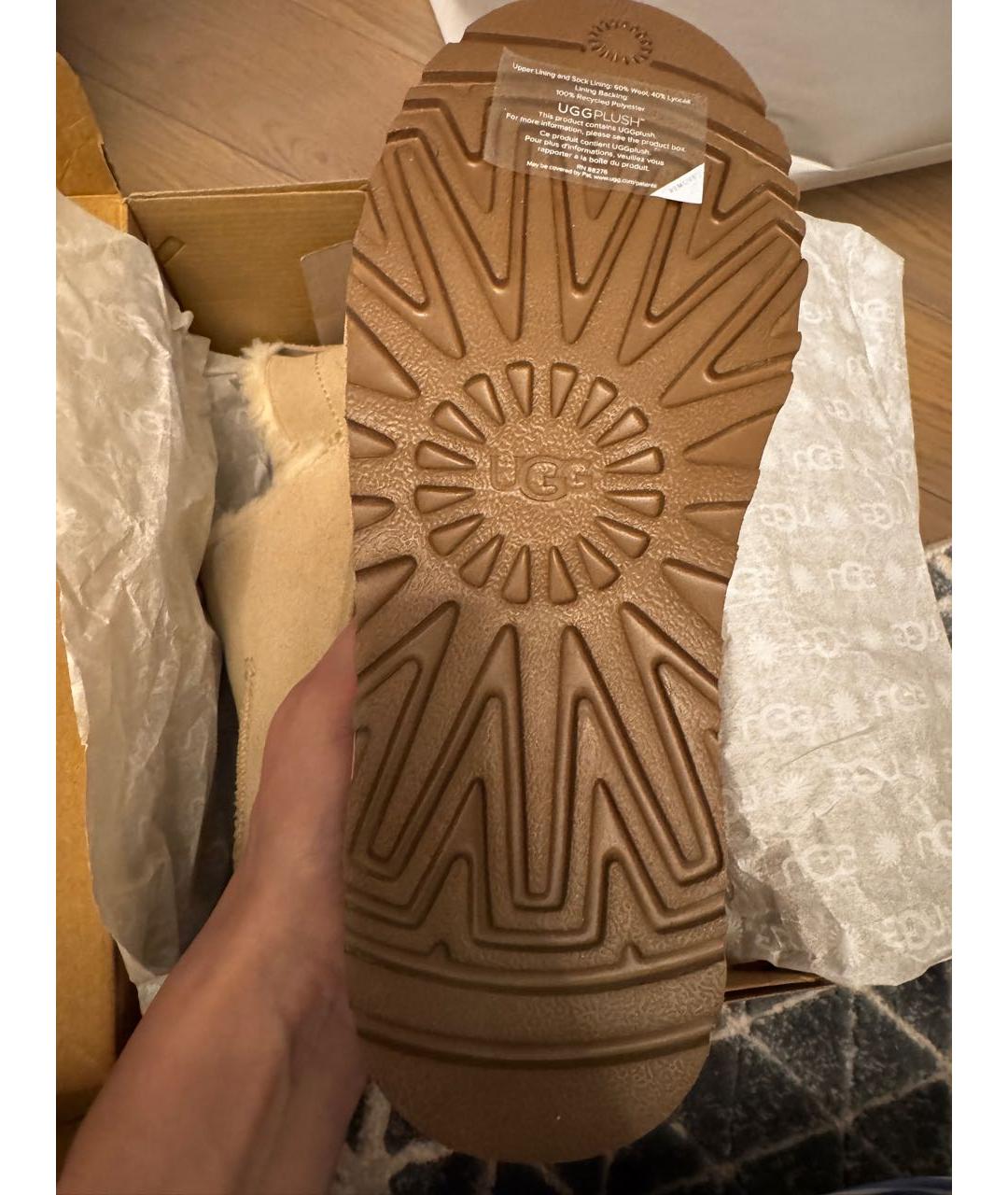 UGG AUSTRALIA Бежевые замшевые лоферы, фото 7