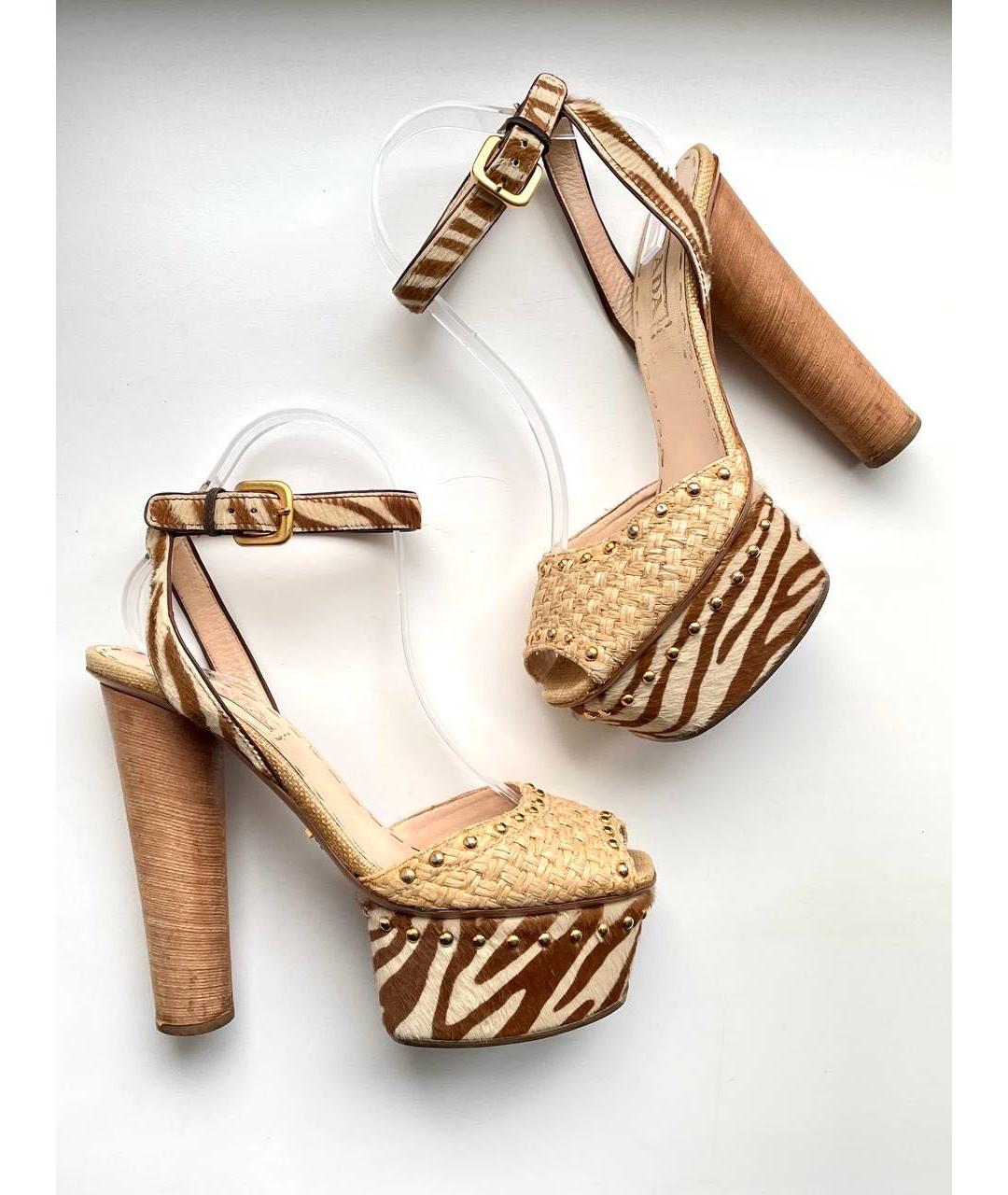 PRADA Бежевые босоножки, фото 2