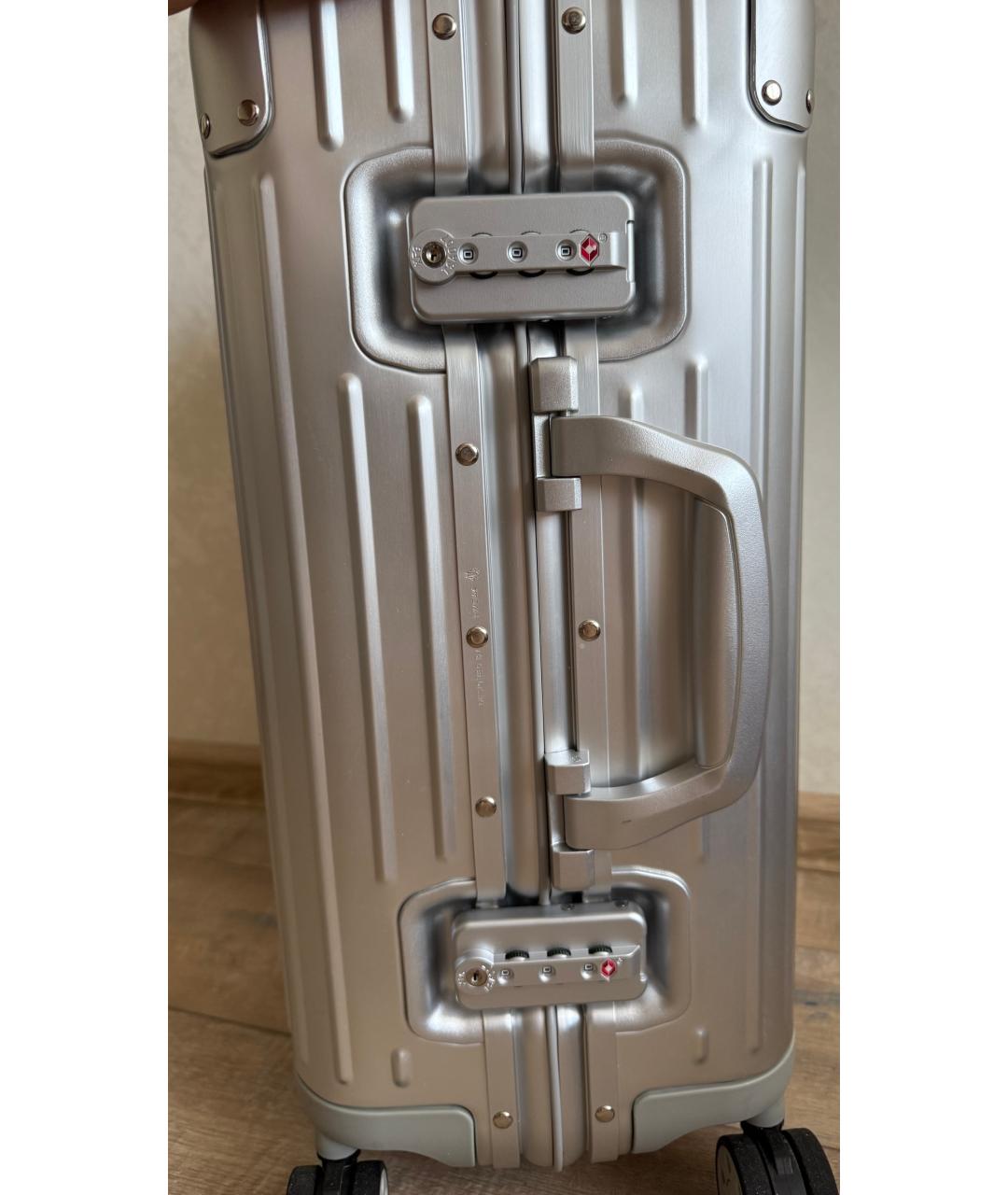 Rimowa Серебрянный чемодан, фото 7