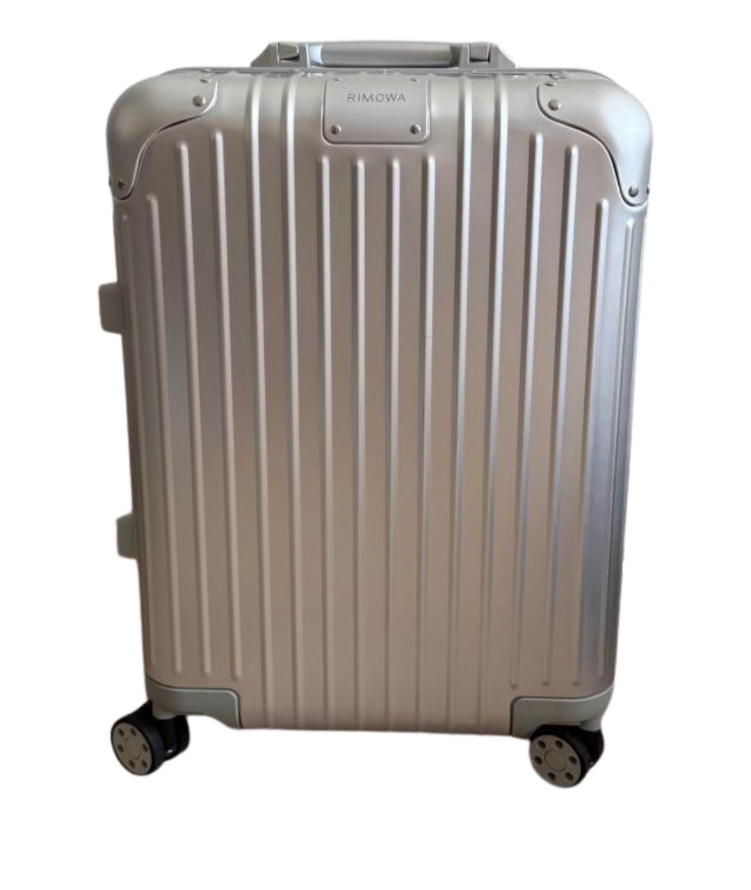 Rimowa Серебрянный чемодан, фото 1