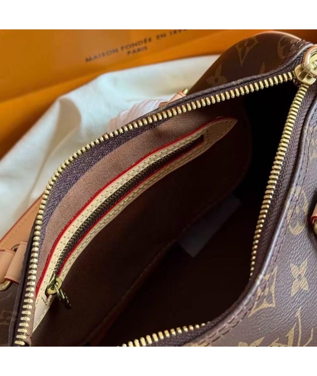 LOUIS VUITTON Коричневая кожаная сумка с короткими ручками, фото 4