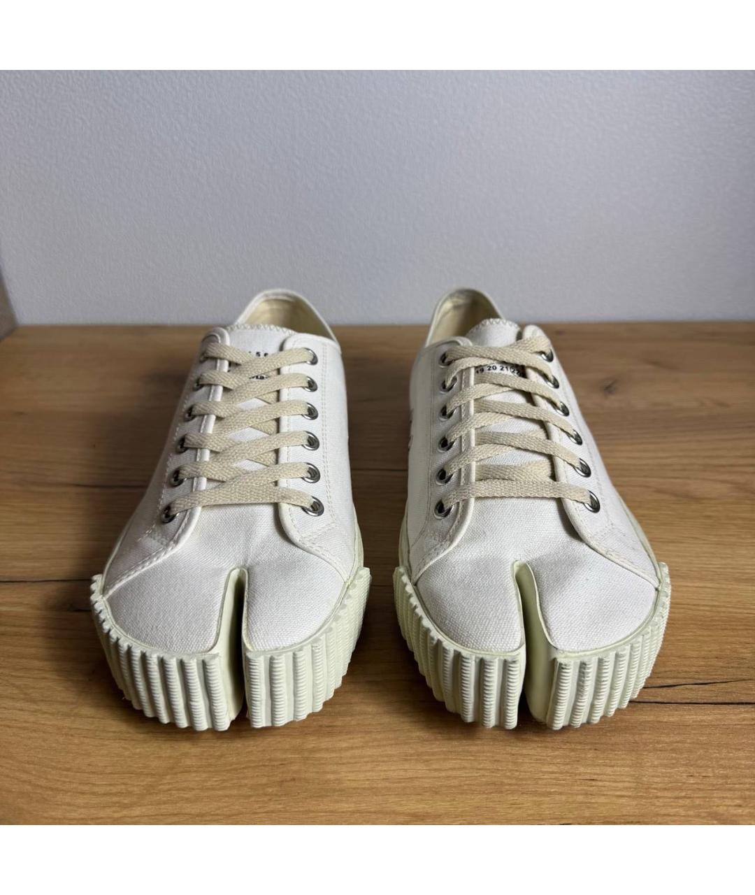 MAISON MARGIELA Белые текстильные низкие кроссовки / кеды, фото 2