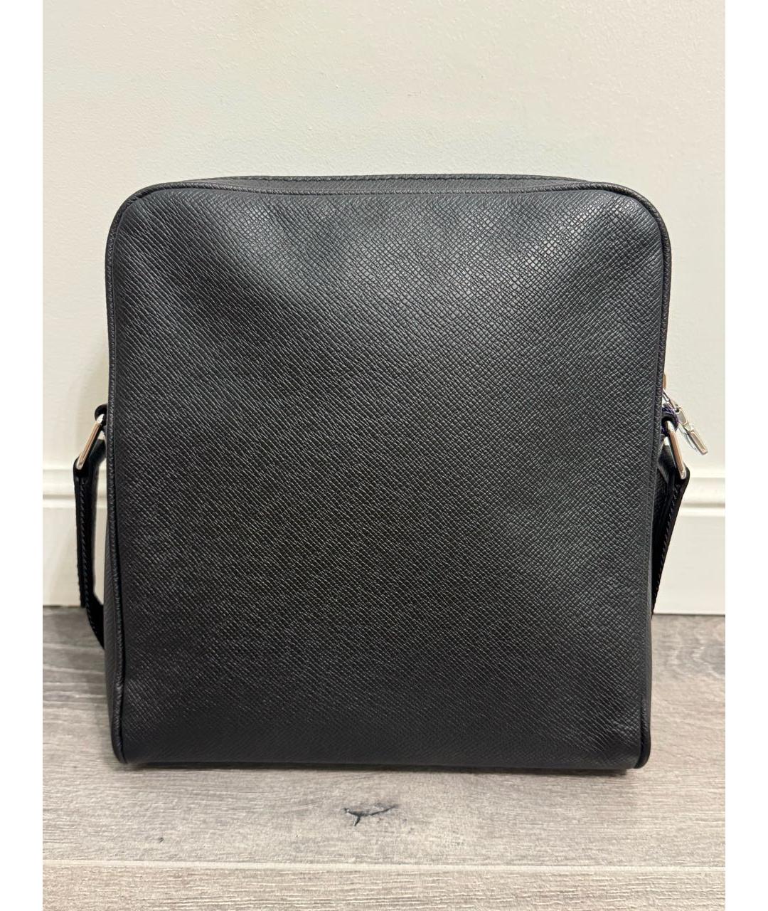 LOUIS VUITTON Черная кожаная сумка на плечо, фото 4