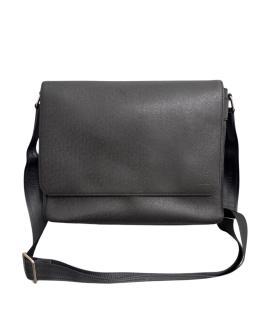 LOUIS VUITTON Сумка на плечо