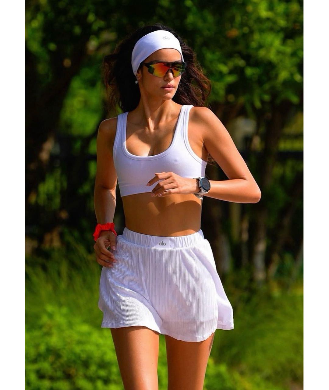 ALO YOGA Белая юбка-шорты, фото 5