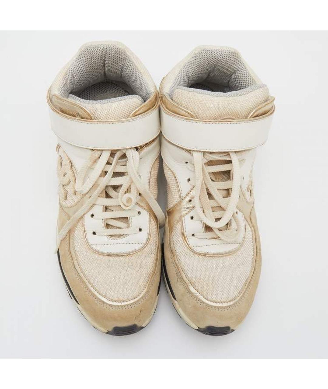 CHANEL Бежевые замшевые кроссовки, фото 3