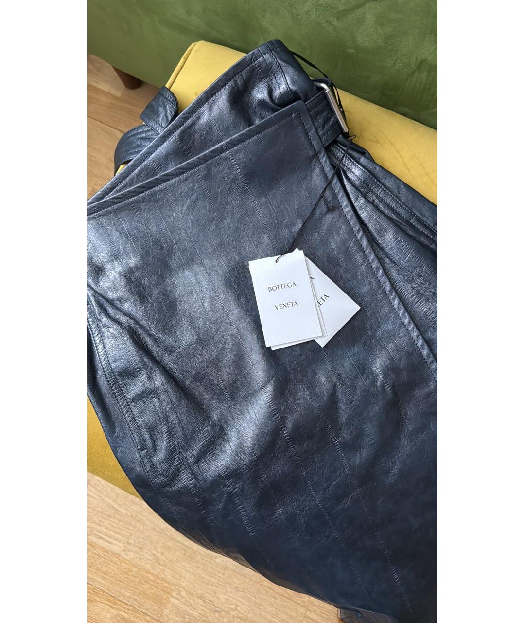 BOTTEGA VENETA Темно-синяя кожаная юбка миди, фото 2