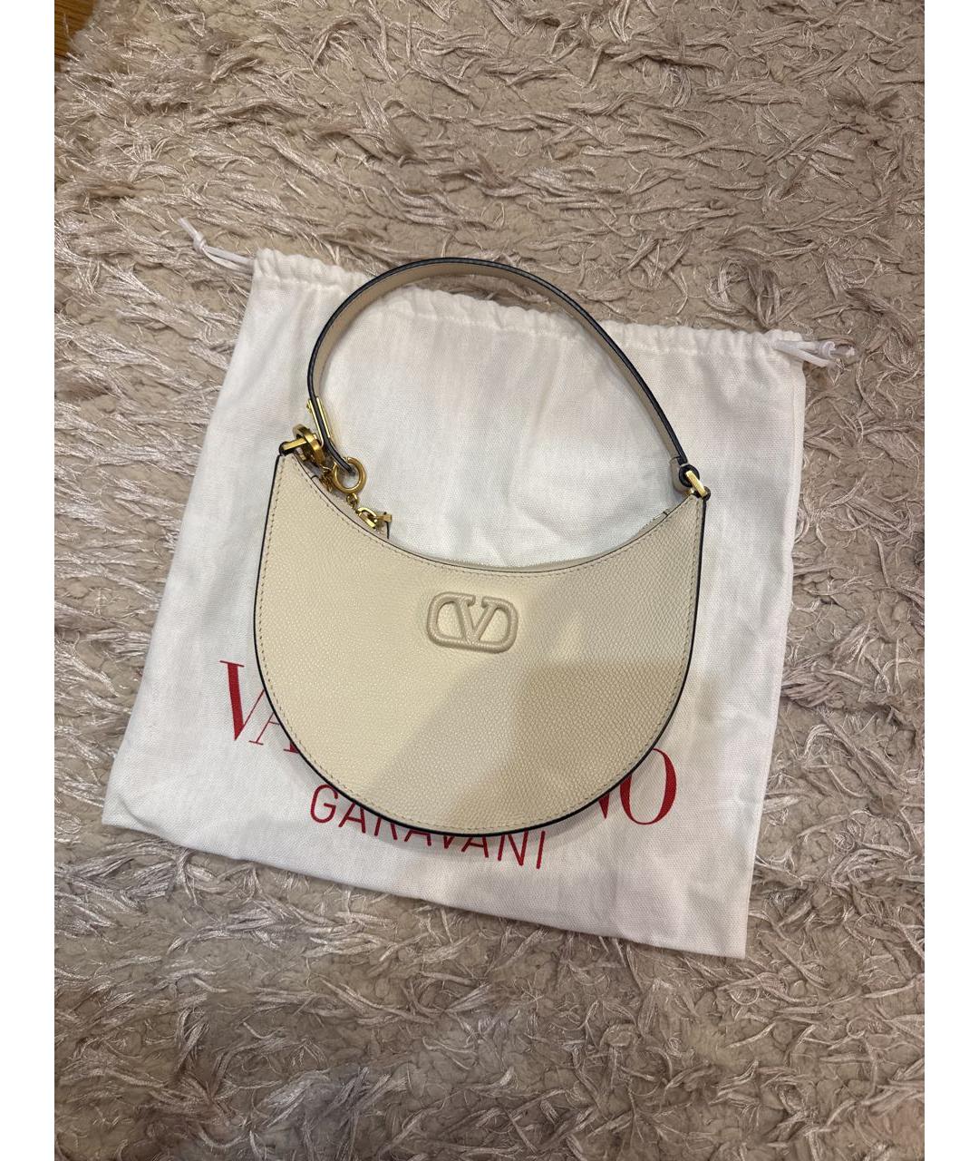 VALENTINO Бежевая кожаная сумка через плечо, фото 4