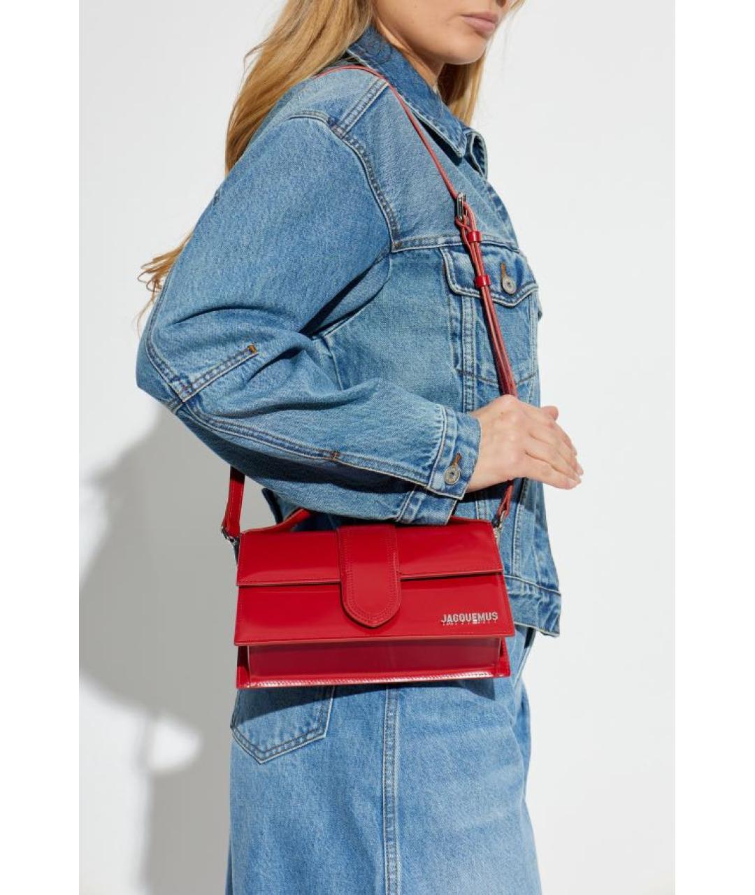 JACQUEMUS Красная сумка через плечо из лакированной кожи, фото 6
