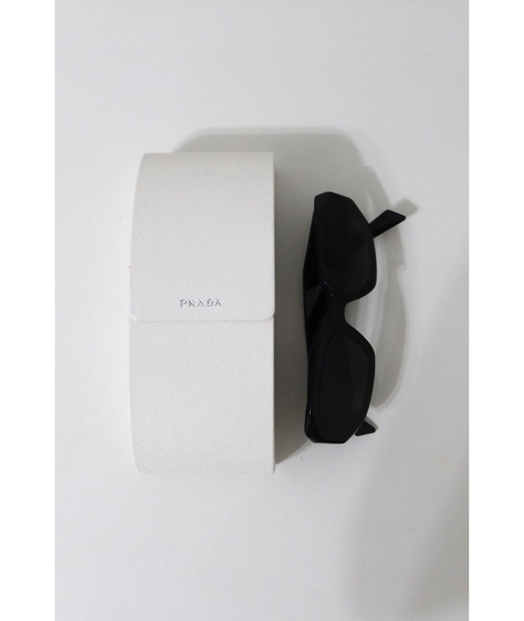 PRADA Черные пластиковые солнцезащитные очки, фото 4