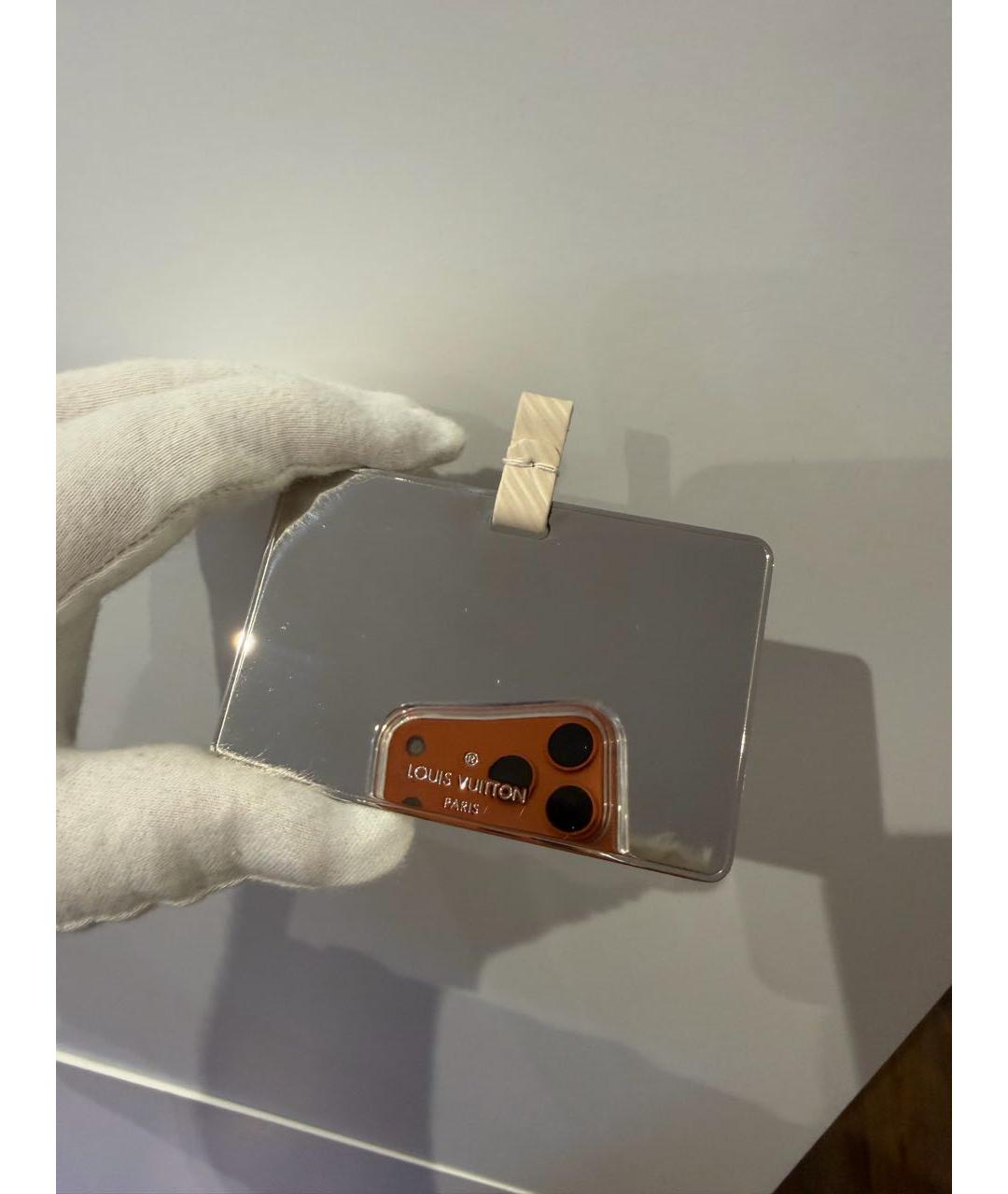 LOUIS VUITTON Золотой брелок, фото 3