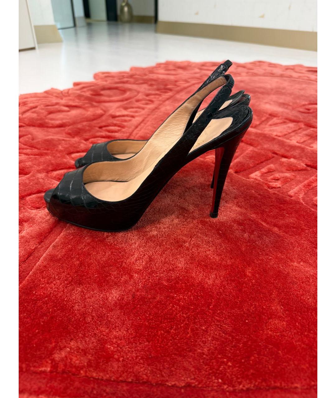 CHRISTIAN LOUBOUTIN Черные туфли из экзотической кожи, фото 2