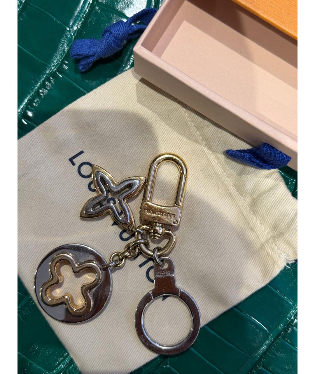 LOUIS VUITTON Золотой брелок, фото 4