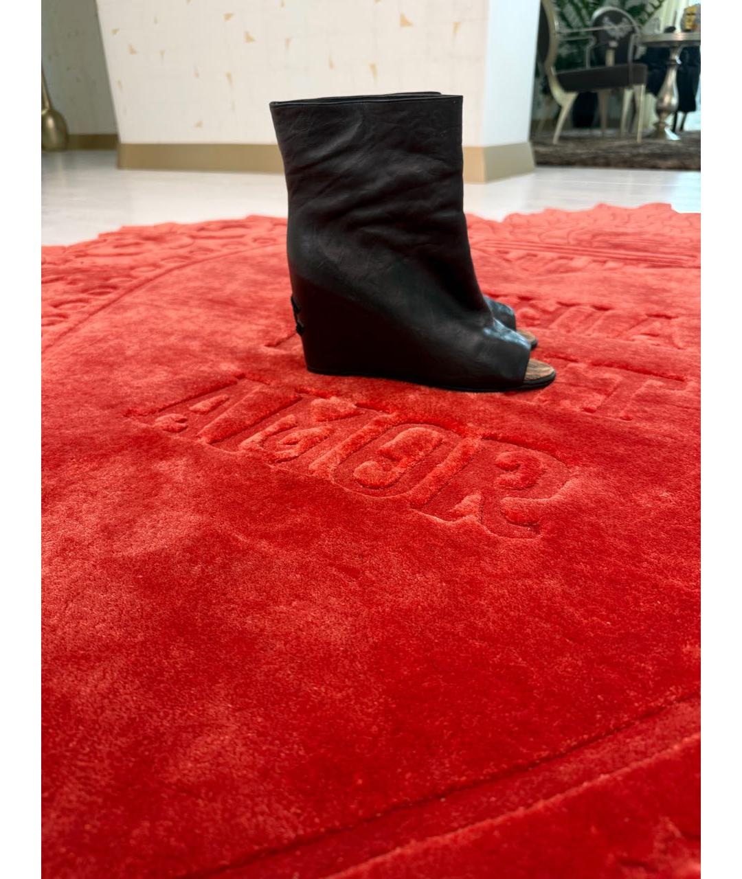 CHANEL Черные кожаные ботинки, фото 5