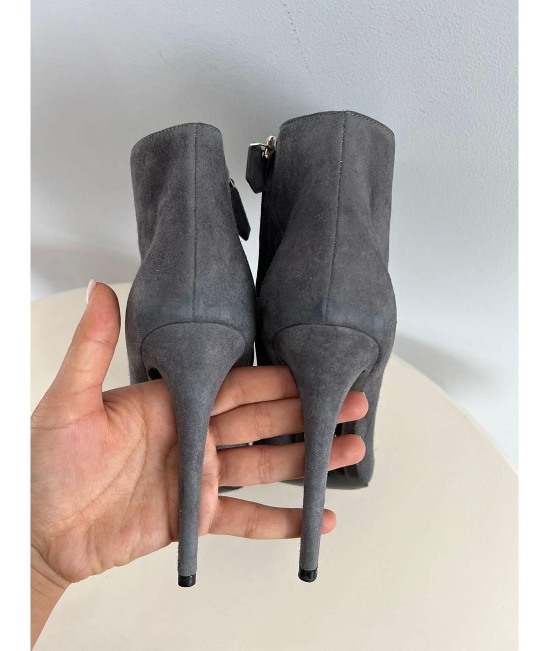 PRADA Серые замшевые ботильоны, фото 4