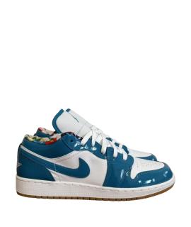 JORDAN Кроссовки