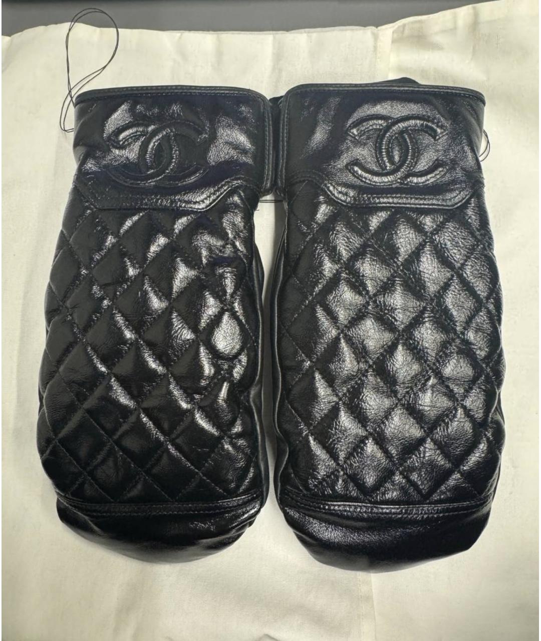 CHANEL Черные кожаные варежки, фото 2