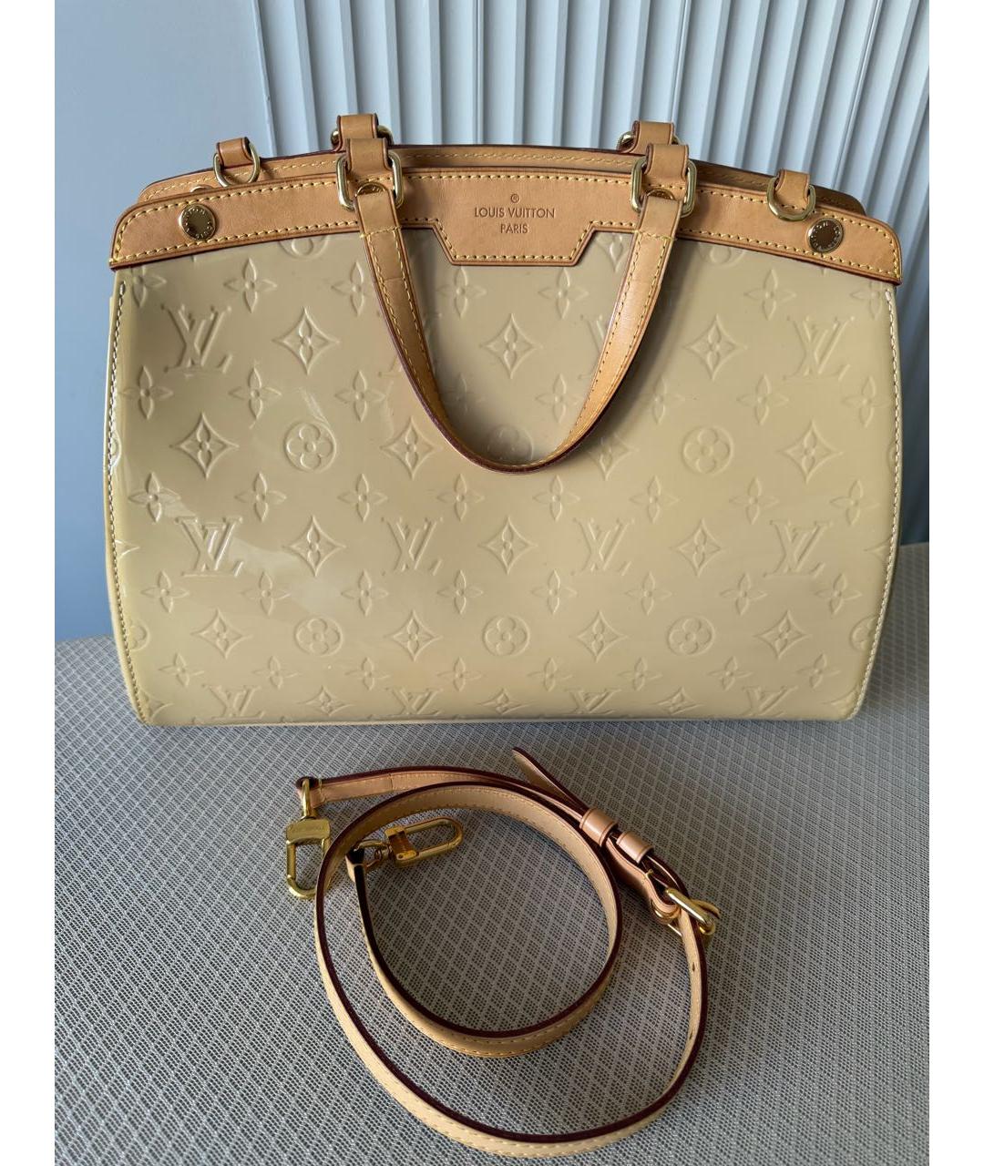 LOUIS VUITTON Бежевая сумка с короткими ручками из лакированной кожи, фото 2