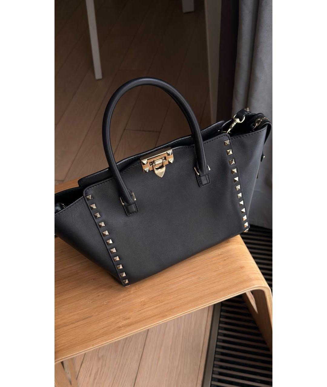 VALENTINO Черная кожаная сумка с короткими ручками, фото 2