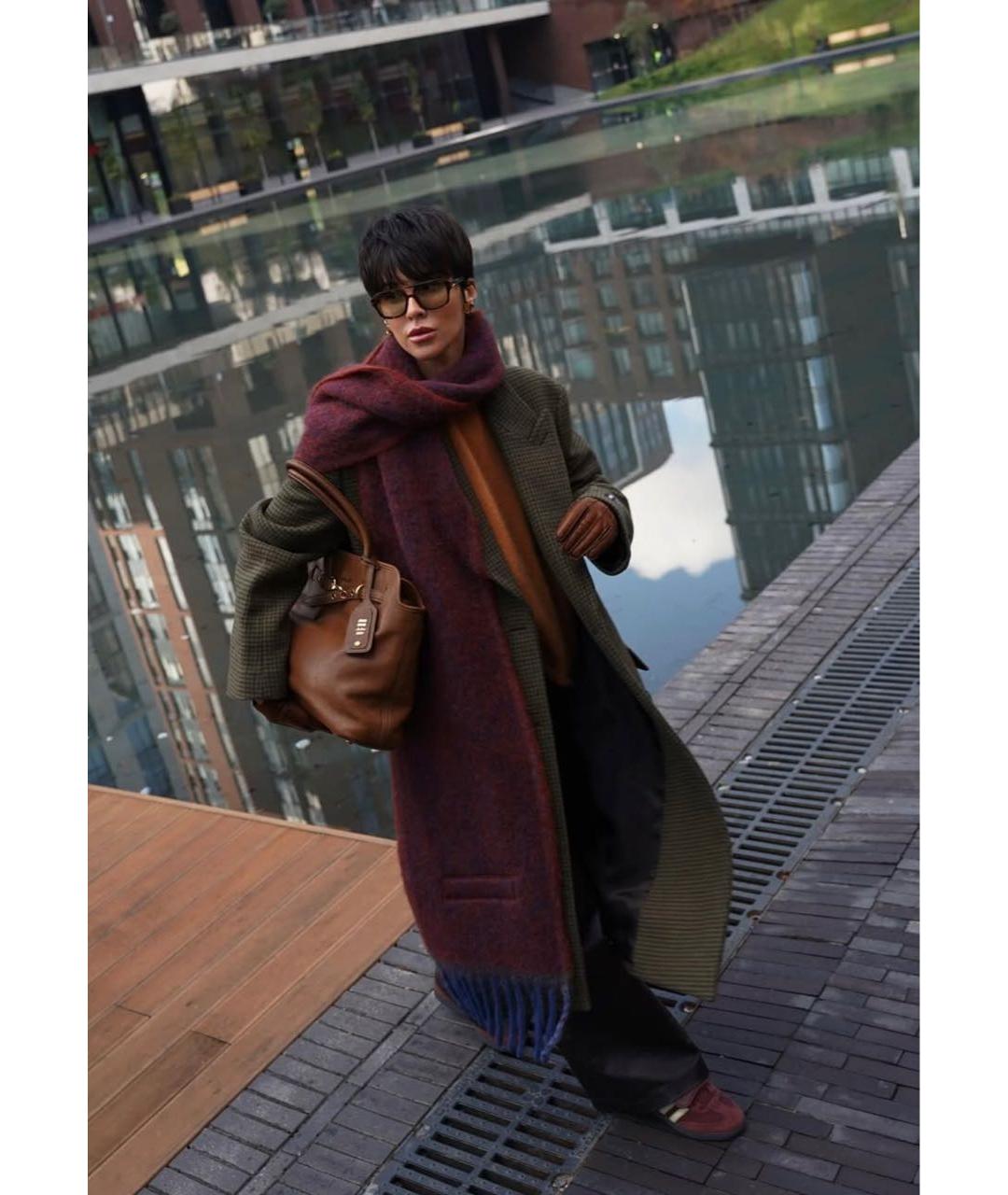 ACNE STUDIOS Бордовый шерстяной шарф, фото 7