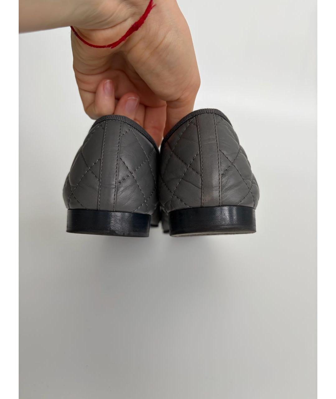 CHANEL Серые кожаные балетки, фото 5