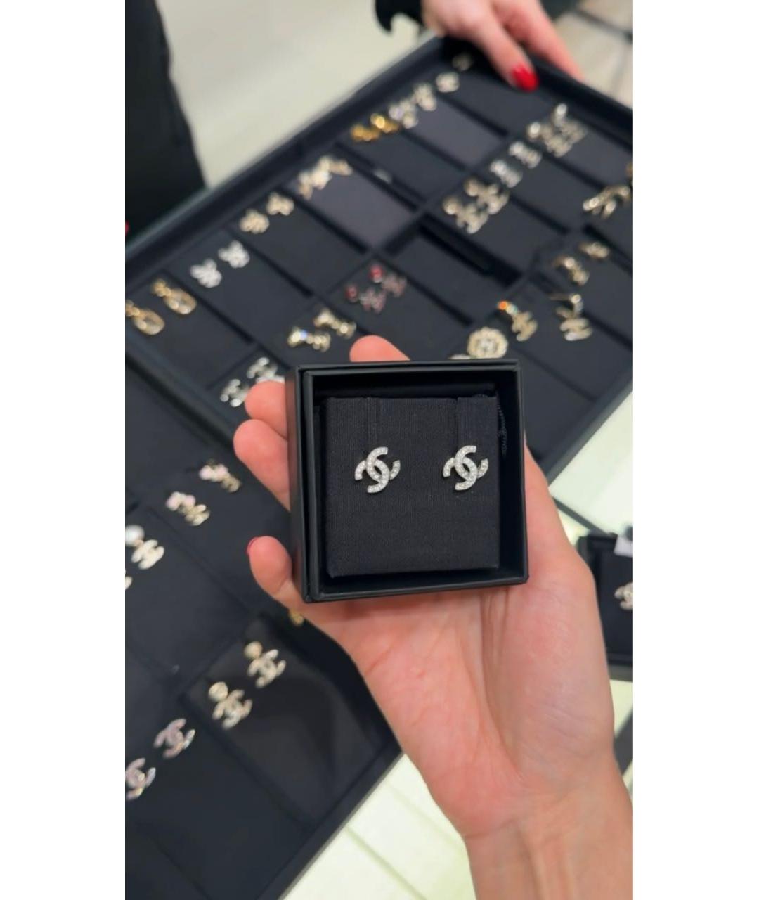 CHANEL Серебряные металлические серьги, фото 3