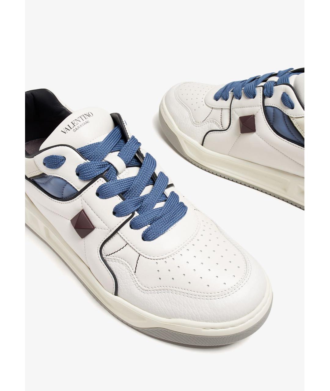 VALENTINO Белые кожаные низкие кроссовки / кеды, фото 2