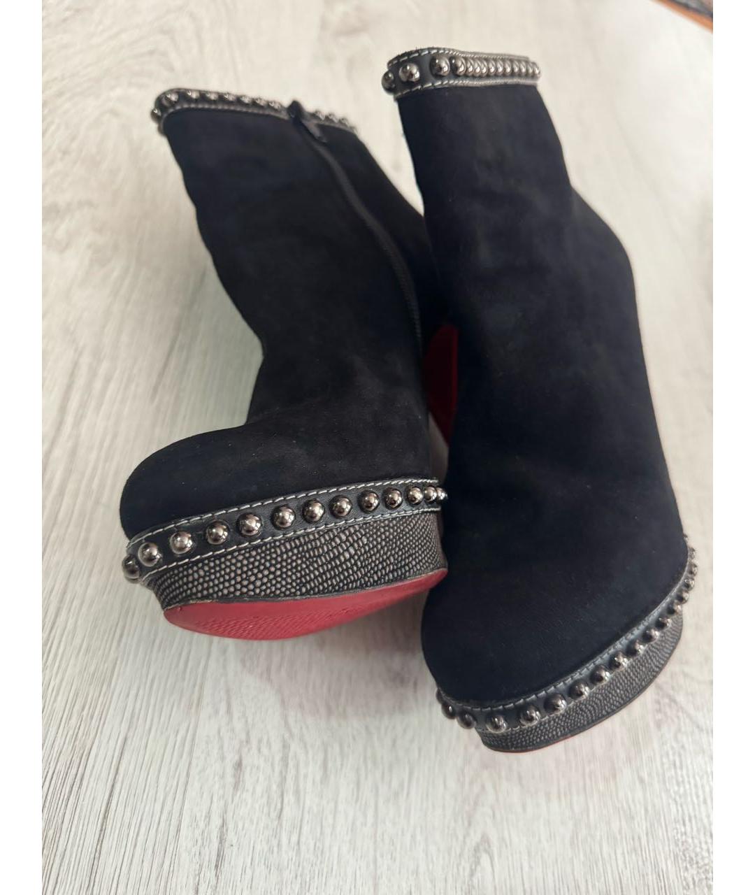 CHRISTIAN LOUBOUTIN Черные замшевые ботильоны, фото 4