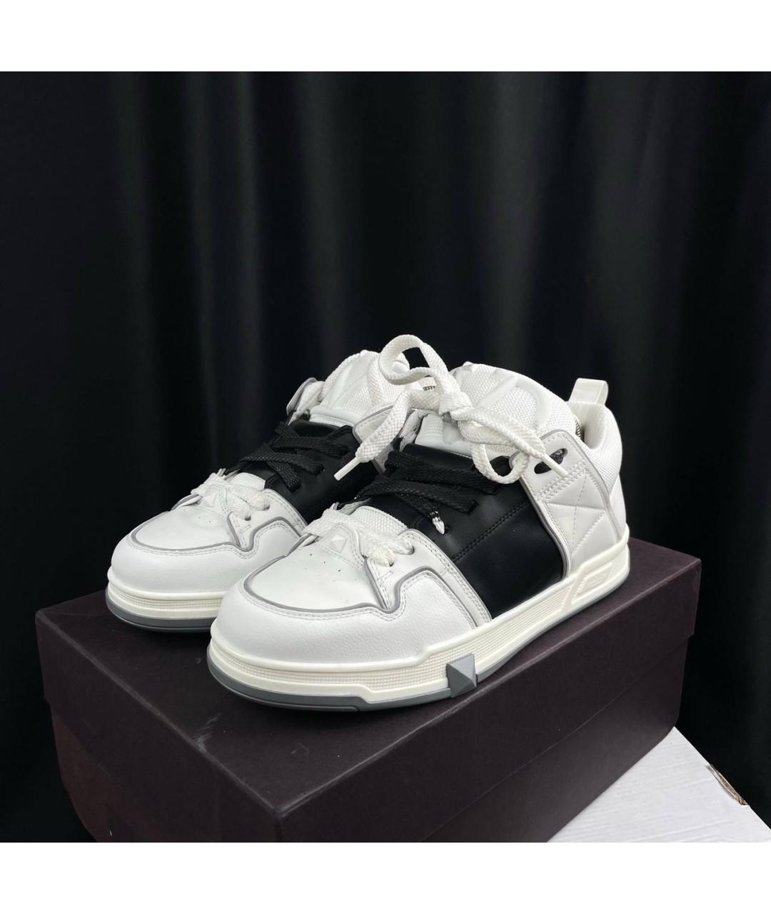 VALENTINO Белые кожаные низкие кроссовки / кеды, фото 3