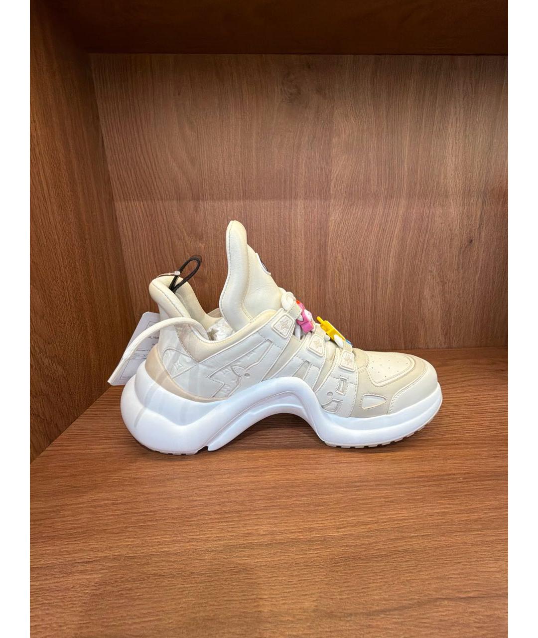 LOUIS VUITTON Бежевые кожаные кроссовки, фото 6