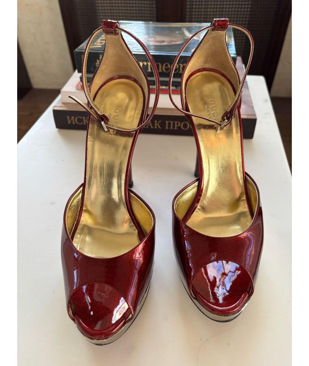 GUCCI Бордовые кожаные босоножки, фото 5