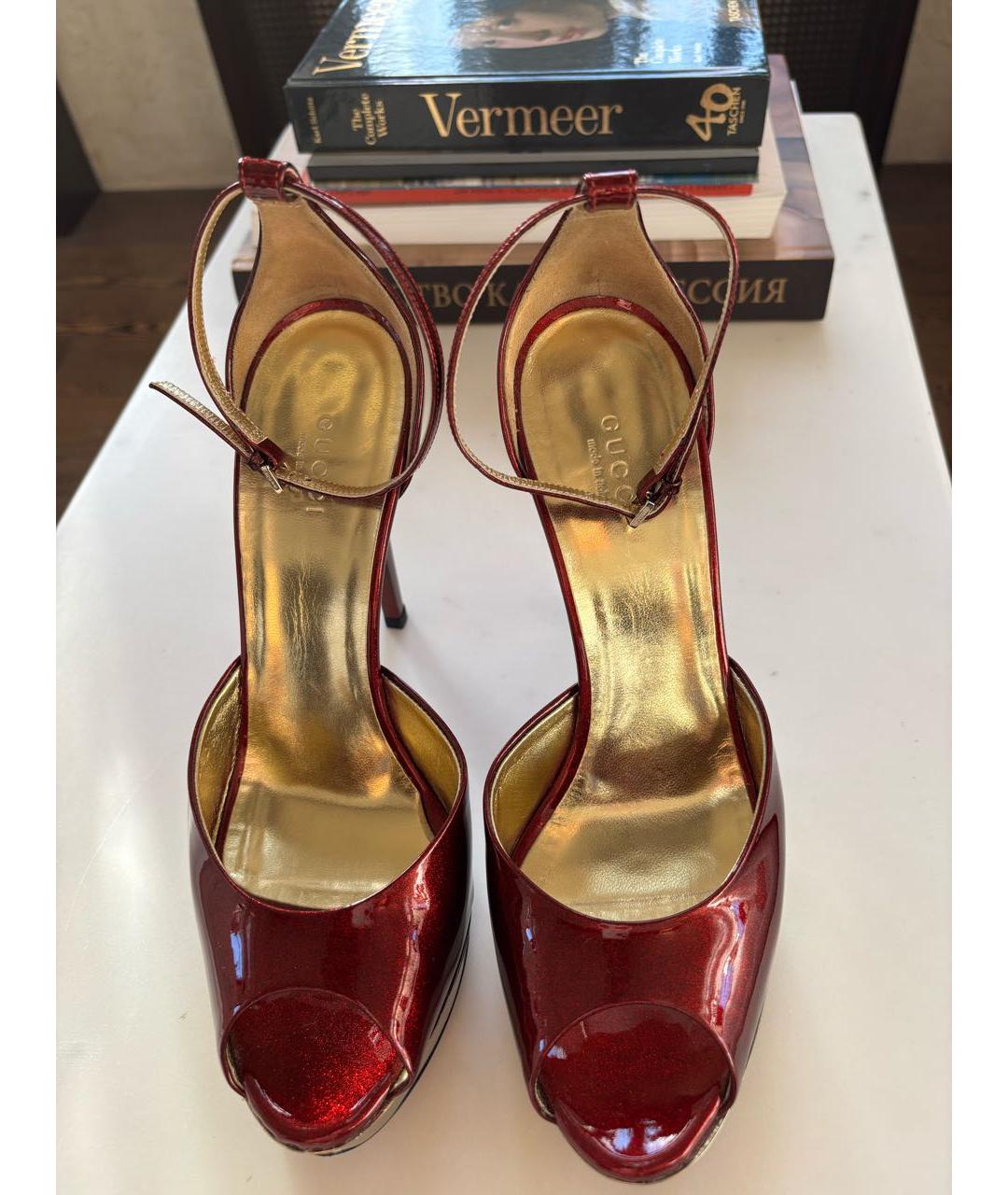 GUCCI Бордовые кожаные босоножки, фото 2