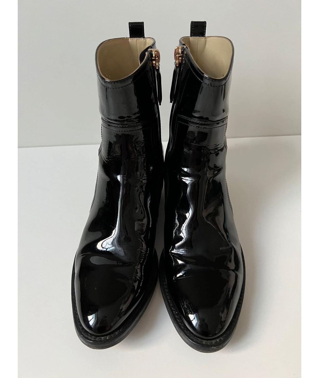 CHANEL Черные полусапоги из лакированной кожи, фото 3