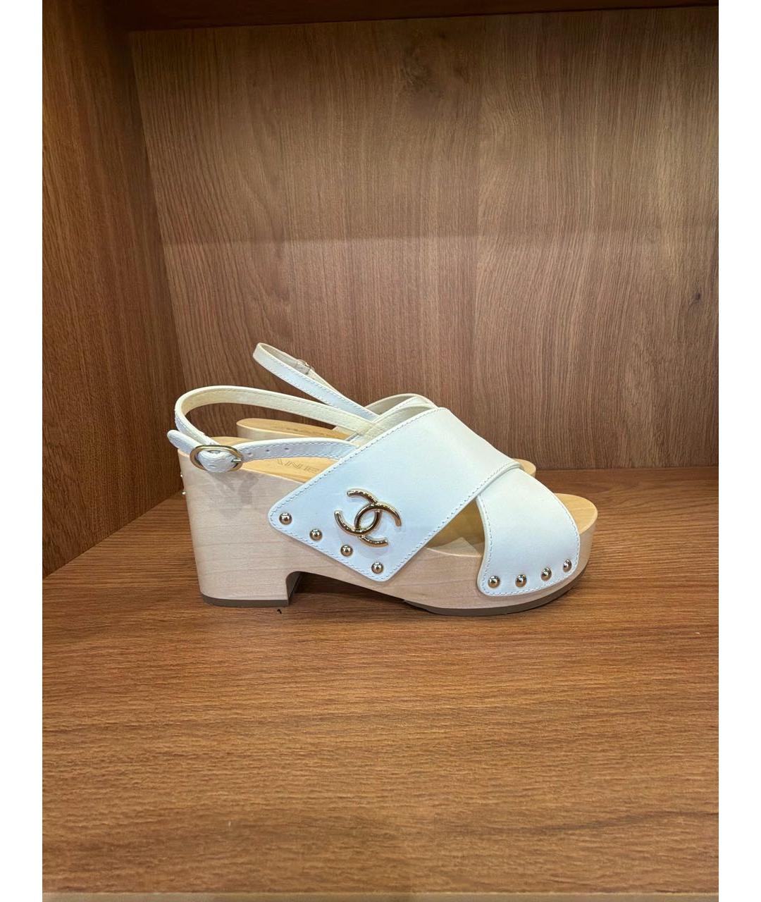 CHANEL Белые кожаные босоножки, фото 6